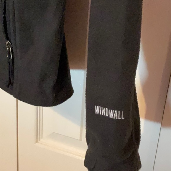 North Face jacket - Picture 3 of 6